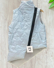 Load image into Gallery viewer, Baby blue vest