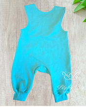 Load image into Gallery viewer, Turquoise doe