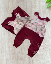 Load image into Gallery viewer, Maroon bunny
