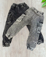 Load image into Gallery viewer, Kids washed black color pants
